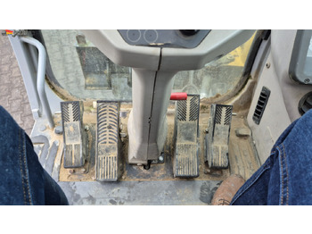 Escavadeira de rodas New Holland MH 2.6 Zustand gut, deutsche Maschine incl. Greifer und Dreservo: foto 5 Escavadeira de rodas New Holland MH 2.6 Zustand gut, deutsche Maschine incl. Greifer und Dreservo: foto 5