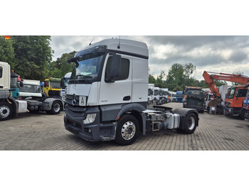 Tractor MERCEDES-BENZ