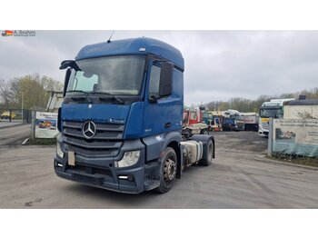 Tractor MERCEDES-BENZ