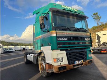 Locação de DAF XF95/480 Manual gear DAF XF95/480 Manual gear: foto 3