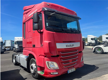Tractor DAF XF 105 460