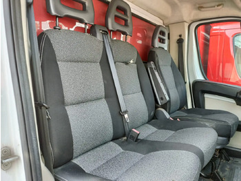 Carrinha de contentor FIAT DUCATO BOX: foto 5 Carrinha de contentor FIAT DUCATO BOX: foto 5