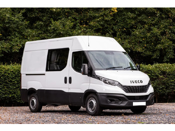 Micro-ônibus IVECO Daily 35s16