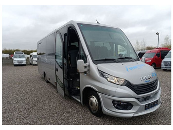 Micro-ônibus IVECO Daily 70c21