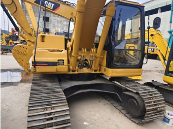 Escavadora de rastos CATERPILLAR 320BL: foto 2