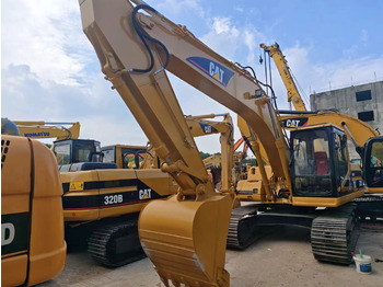 Escavadora de rastos CATERPILLAR 320BL: foto 5