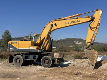 Escavadeira de rodas HYUNDAI 210W-9: foto 3