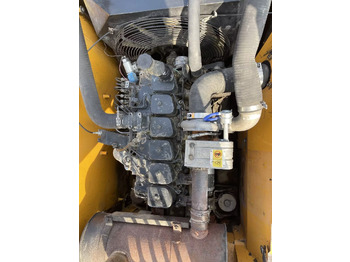 Escavadeira de rodas HYUNDAI 210W-9: foto 5