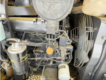 Locação de KOMATSU PC56 KOMATSU PC56: foto 5