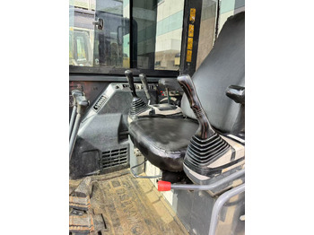 Mini escavadeira KOMATSU PC56: foto 4