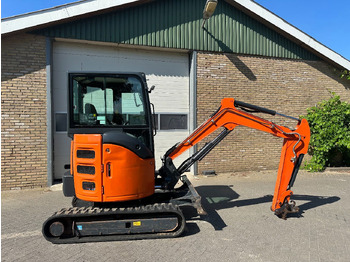 Mini escavadeira Hitachi ZX26U-6CR: foto 5