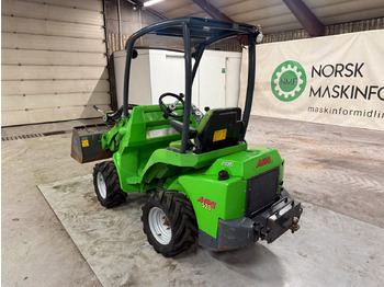 Carregadeira articulada Avant M520: foto 3