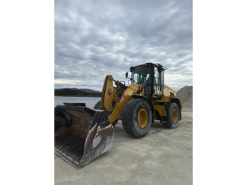 Carregadeira de rodas CATERPILLAR 930M