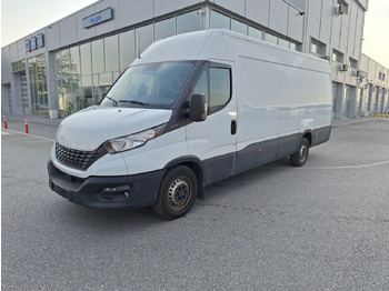 Furgão IVECO Daily 35s14