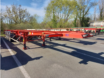 Semireboque transportador de contêineres/ Caixa móvel FRUEHAUF