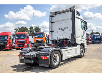 Tractor Mercedes ACTROS 1845 LS: foto 3 Tractor Mercedes ACTROS 1845 LS: foto 3