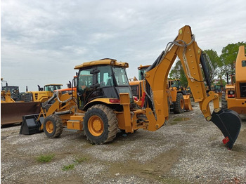 Retroescavadeira CATERPILLAR 420F