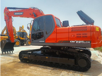 Escavadora de rastos DOOSAN DX225LCA