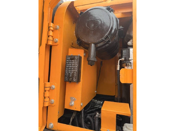 Escavadora de rastos Hyundai HX 220: foto 2