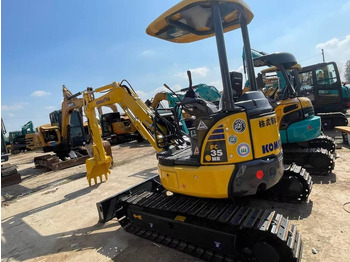 Mini escavadeira KOMATSU PC35
