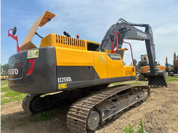 Escavadora de rastos VOLVO EC250