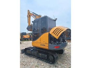 Mini escavadeira XCMG XE60DA