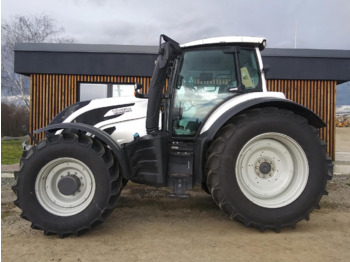 Locação de  Valtra T, 254, Versu Valtra T, 254, Versu: foto 1