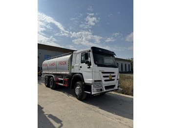 Caminhão tanque SINOTRUK HOWO