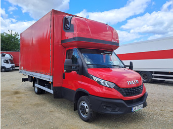 Furgão de toldo IVECO Daily