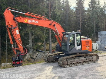 Escavadeira HITACHI