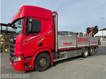 Caminhão grua SCANIA R 500