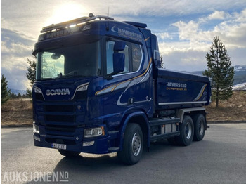 Caminhão basculante SCANIA R 650