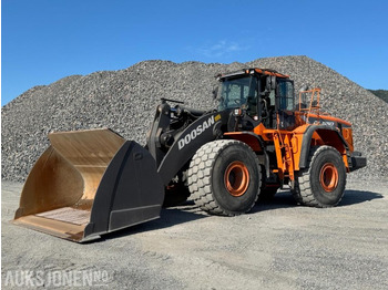 Carregadeira de rodas DOOSAN
