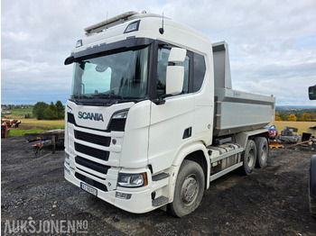 Caminhão basculante SCANIA R 580