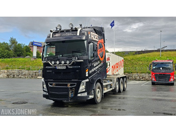 Caminhão polibenne VOLVO