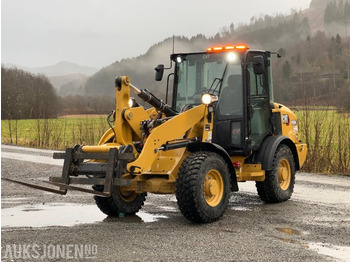 Carregadeira de rodas CATERPILLAR 906H