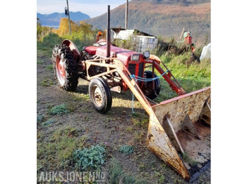 Trator MASSEY FERGUSON