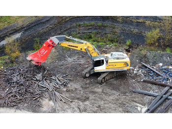 Escavadora de rastos LIEBHERR