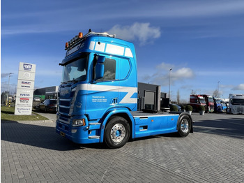 Tractor SCANIA R 450