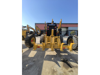 Motoniveladora CATERPILLAR 140K