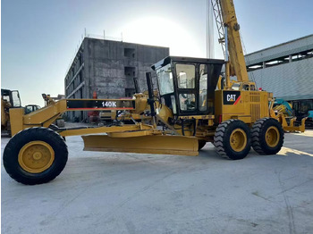 Motoniveladora CATERPILLAR 140K
