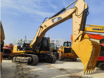 Escavadora de rastos CATERPILLAR 330D2L