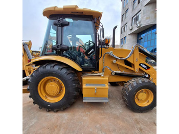 Retroescavadeira CAT 420F2 Backhoe Loader: foto 2