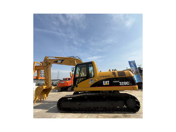 Escavadora de rastos CATERPILLAR 320CL