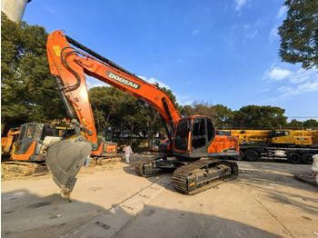 Escavadora de rastos DOOSAN DX300LC