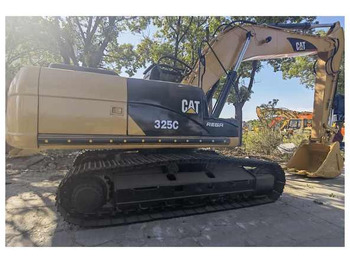 Escavadora de rastos CATERPILLAR