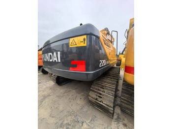 Escavadora de rastos Hyundai 220LC-9S Excavator: foto 2