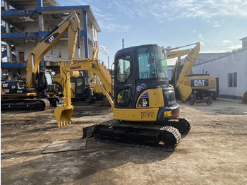 Mini escavadeira KOMATSU PC55