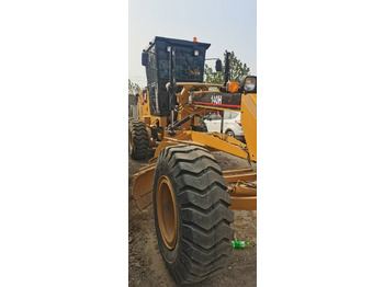 Motoniveladora CATERPILLAR 140H