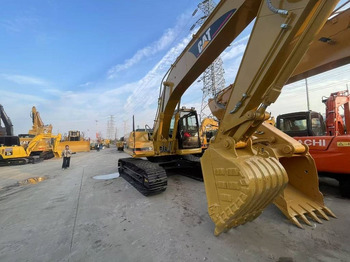Escavadora de rastos CATERPILLAR 320B